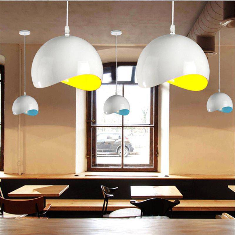 Suspension Eggshell - Blanc et Intérieur Coloré