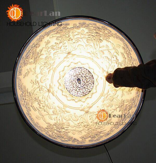 Suspension Florisphère: Demi sphère design avec gravure florale