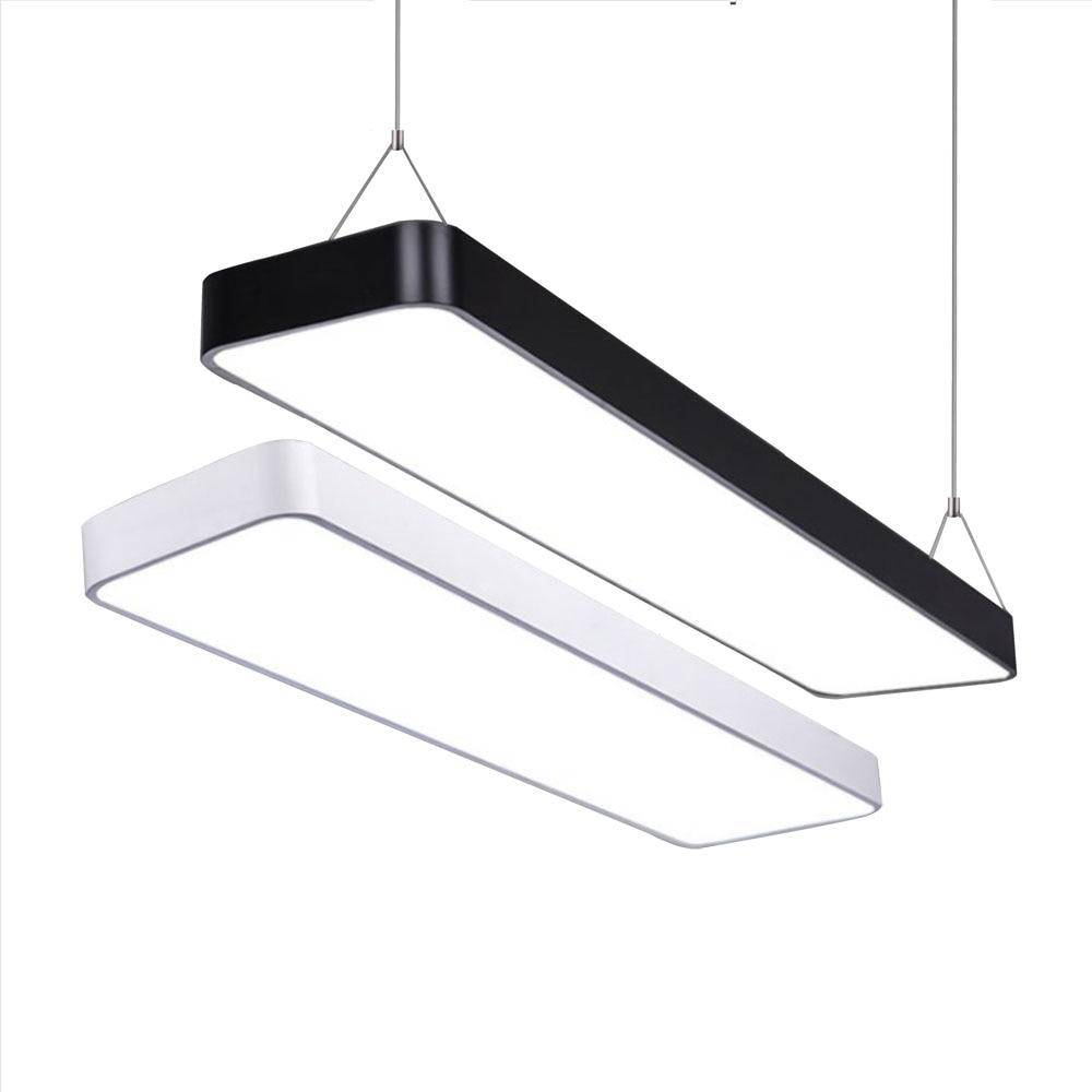 Plafonnier LED Carré Élégant
