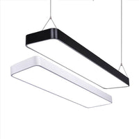 Plafonnier LED Carré Élégant