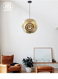 Suspension Hollowed - Une touche de luxe et de modernité