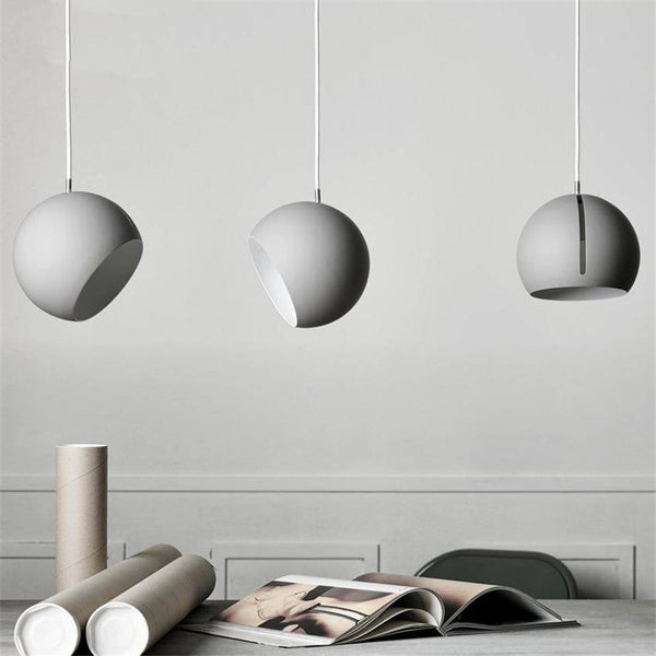 Suspension Design LED Boule Colorée dirigeable