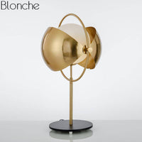Lampe à poser LED de luxe avec boule en verre et métal doré