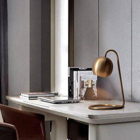 Lampe à poser design LED dorée - Loft