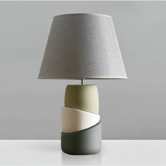 Lampe de chevet design en céramique avec abat-jour en tissu