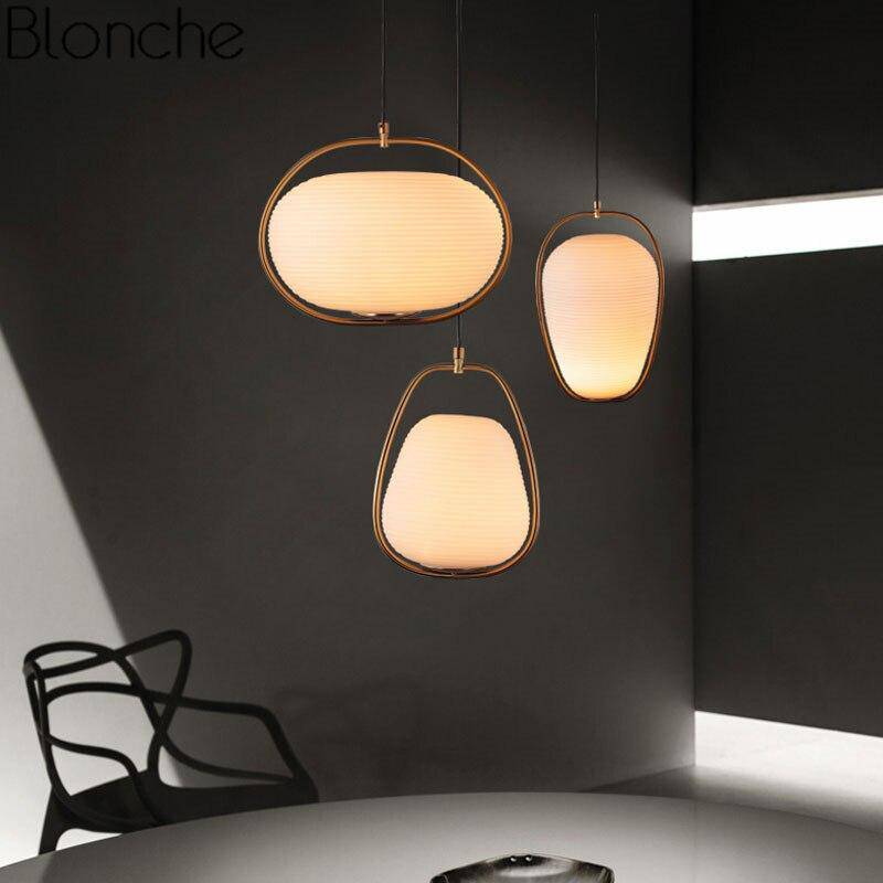 Luminaire LED doré en verre arrondi - Suspension design