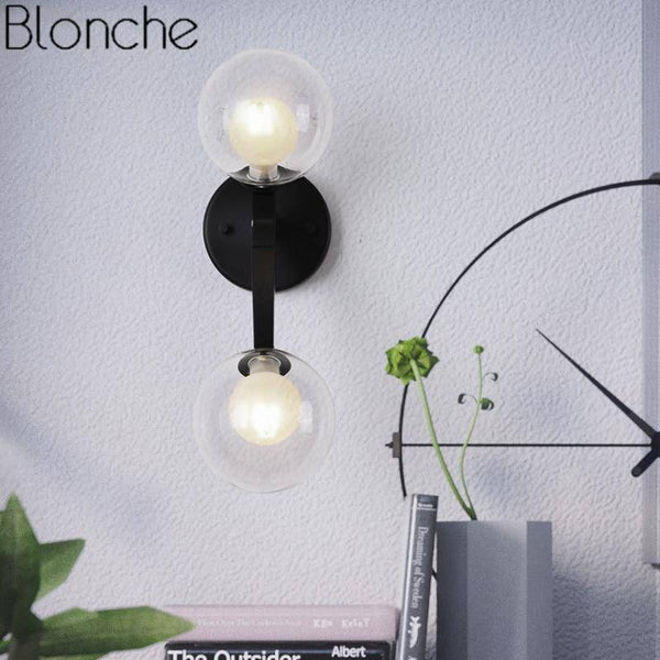 Applique murale dorée avec globe en verre RoyalSphere