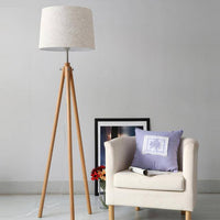 Lampadaire en bois avec abat-jour en tissu Fabric.