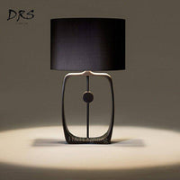 Lampe à poser LED design noir avec abat-jour rond