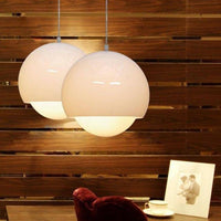 Suspension Moon en LED avec abat-jour métallique