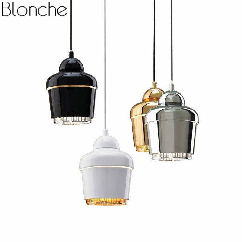 Suspension LED Industrielle pour un Loft Modernisé