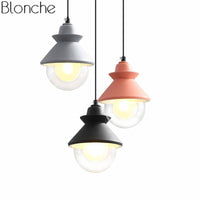 Suspension LED "Triangle Lumineux" en métal et verre