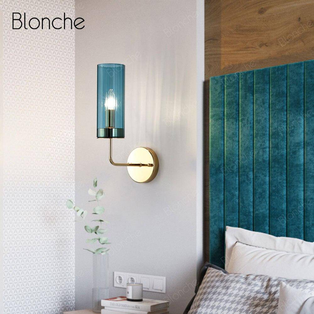 Applique murale design en verre et base dorée"Cylindre Chic"