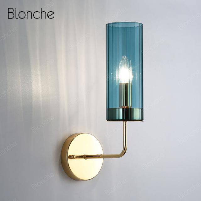 Applique murale design en verre et base dorée"Cylindre Chic"