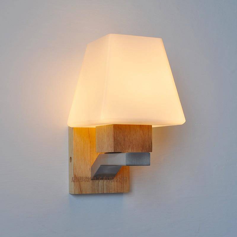 Applique murale bois & verre pyramidale