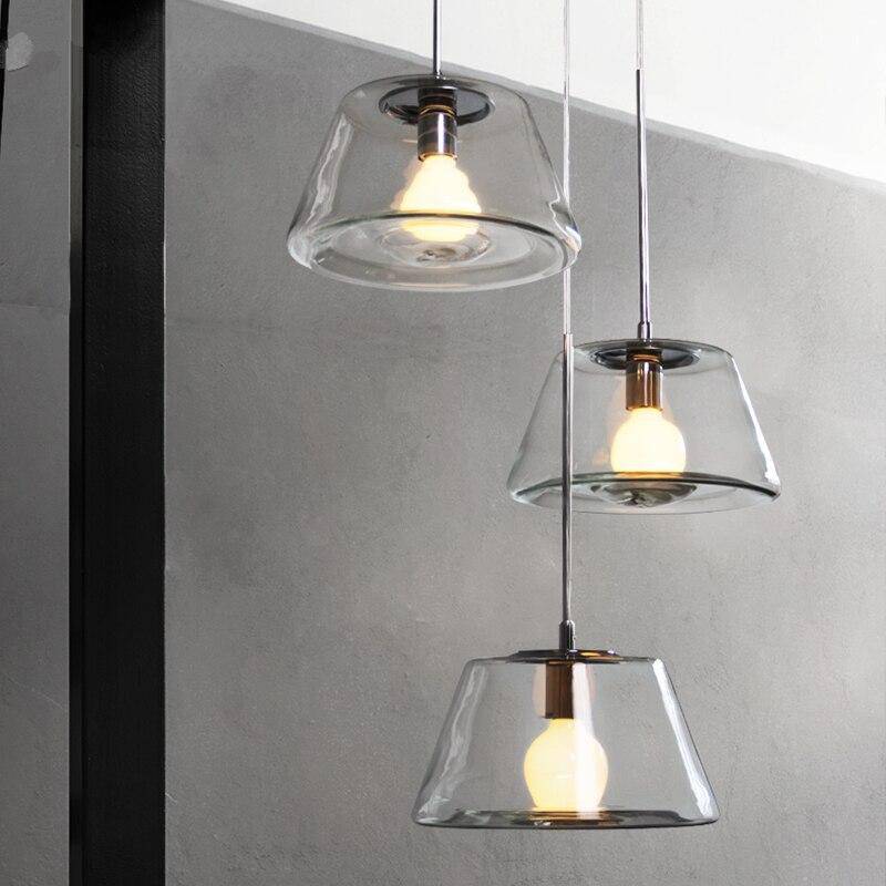 Suspension lumineuse LED en verre triangulaire