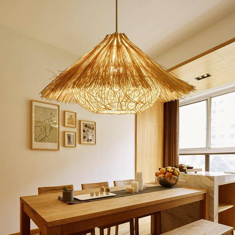 Suspension Triangle Woven Straw