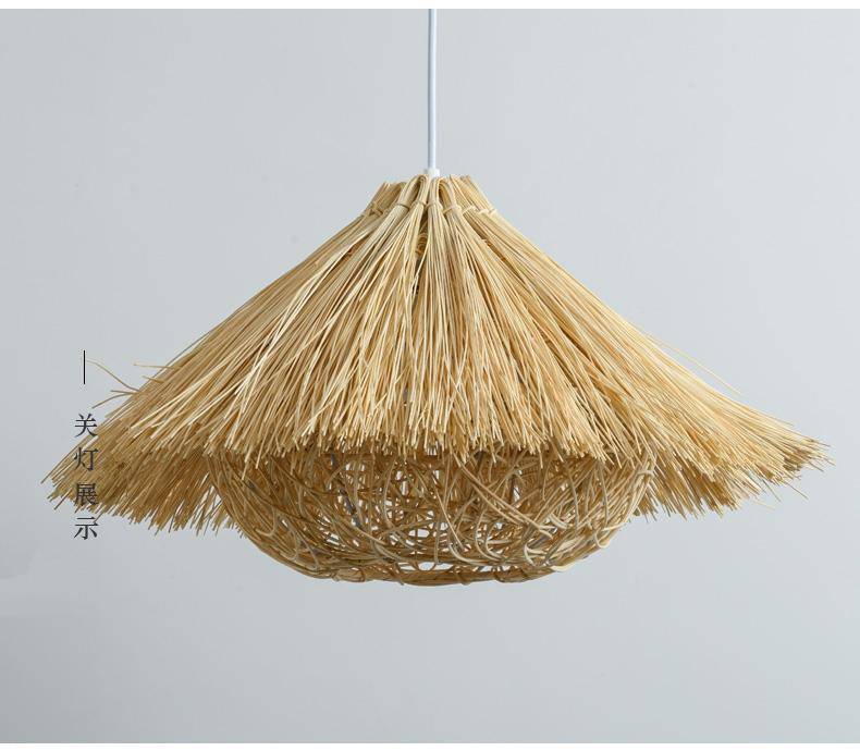 Suspension Triangle Woven Straw
