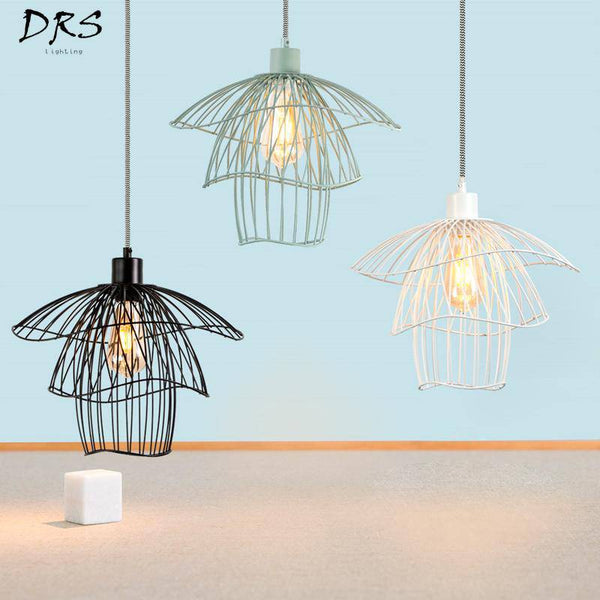 Suspension design en cage colorée