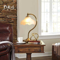 Lampe de table dorée avec abat-jour en verre Copper