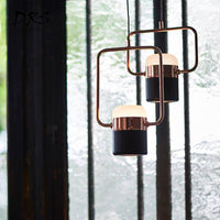 Suspension design en aluminium doré LED - Carré