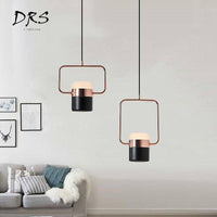 Suspension design en aluminium doré LED - Carré