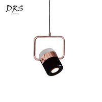 Suspension design en aluminium doré LED - Carré