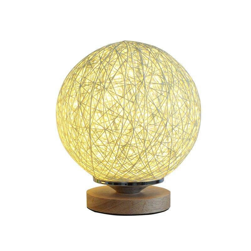 Lampe de chevet en bois épuré