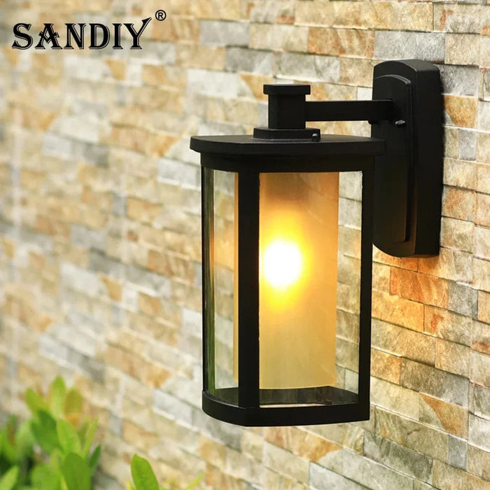 Sandiya Applique murale extérieure LED vintage imperméable pour allées et patios. | Marco Lucetti