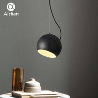 Suspension boule design noire SolideCo. | Marco Lucetti