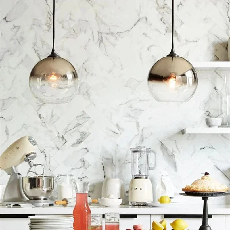 Suspension boule moderne en verre avec éclairage LED | Marco Lucetti