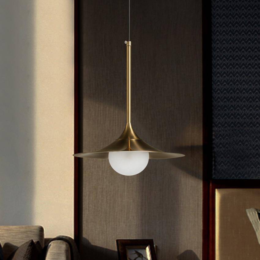 Suspension Creative Dorée - Style Moderne | Marco Lucetti