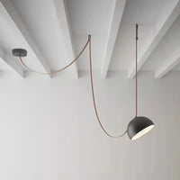 Suspension cuir noir ultra moderne. | Marco Lucetti