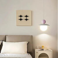 Suspension de chevet minimaliste et créative pour une ambiance télévisuelle unique | Marco Lucetti