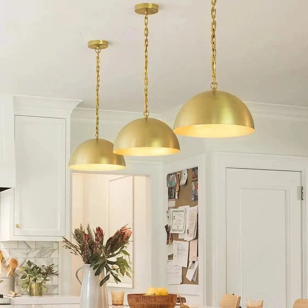 Suspension demi-boule en laiton - Design américain | Marco Lucetti
