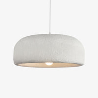 Suspension design blanche avec abat-jour arrondi Mango.