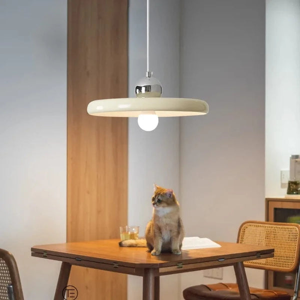 Suspension design blanche en forme d'anneau | Marco Lucetti