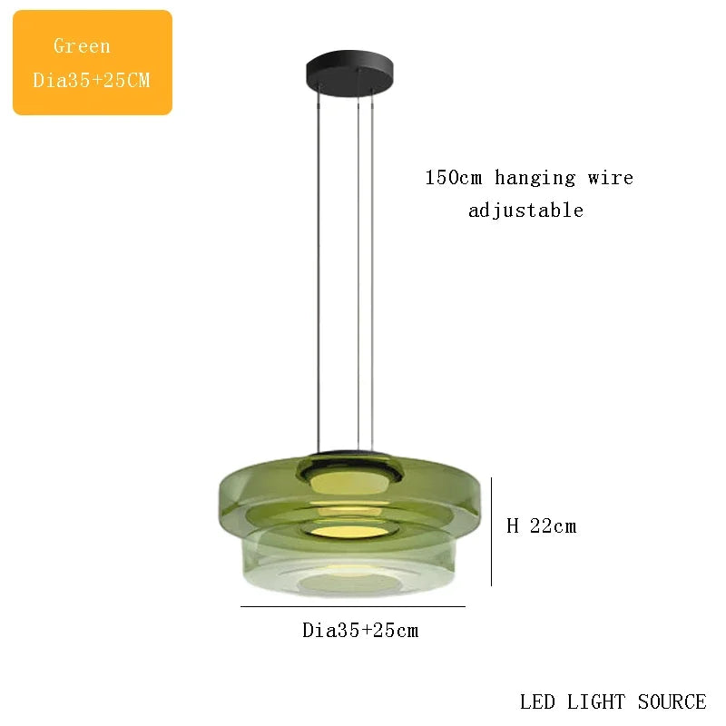 Suspension design danois bohème avec abat-jour en verre pour tables basses.