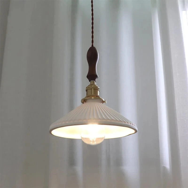 Suspension  design en céramique associant prise en cuivre et bois | Marco Lucetti