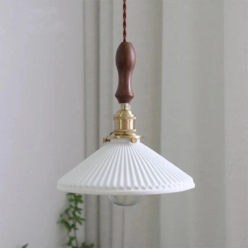 Suspension  design en céramique associant prise en cuivre et bois | Marco Lucetti