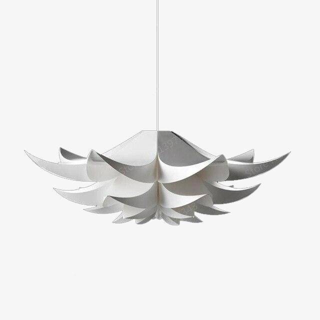 Suspension florale blanche design.