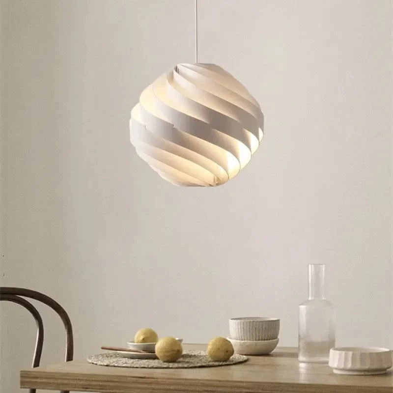 Suspension Design Gubi Turbo pour Lampes de Chevet Résidentielles | Marco Lucetti