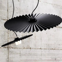 Suspension Design Nordique Post-Moderne en Art Fer Plissé pour Salon et Restaurant | Marco Lucetti