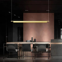Suspension design scandinave linéaire avec compendium LED longue | Marco Lucetti