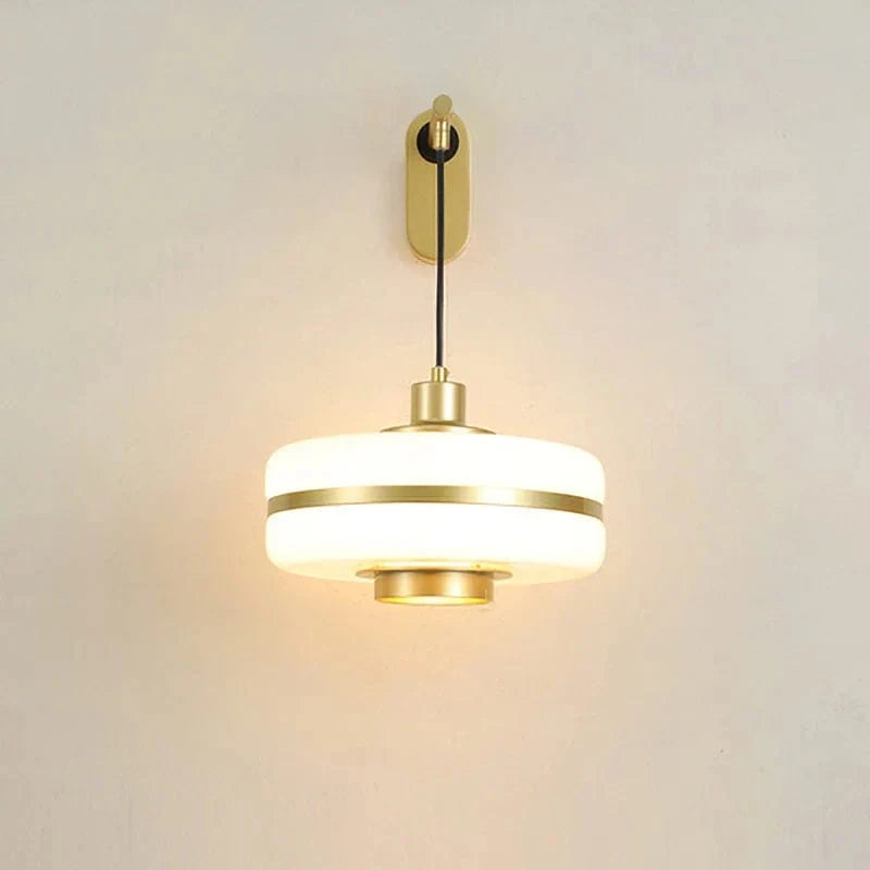 Suspension Dorée en Verre Laiteux | Marco Lucetti