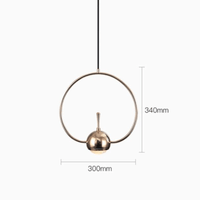 Suspension dorée LED aux formes design. | Marco Lucetti 30 x 34cm