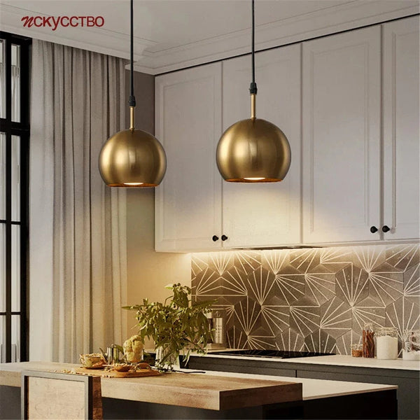 Suspension en laiton doré style américain LED pour éclairage intérieur de loft | Marco Lucetti