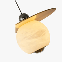 Suspension en marbre espagnol pour chambre chic | Marco Lucetti