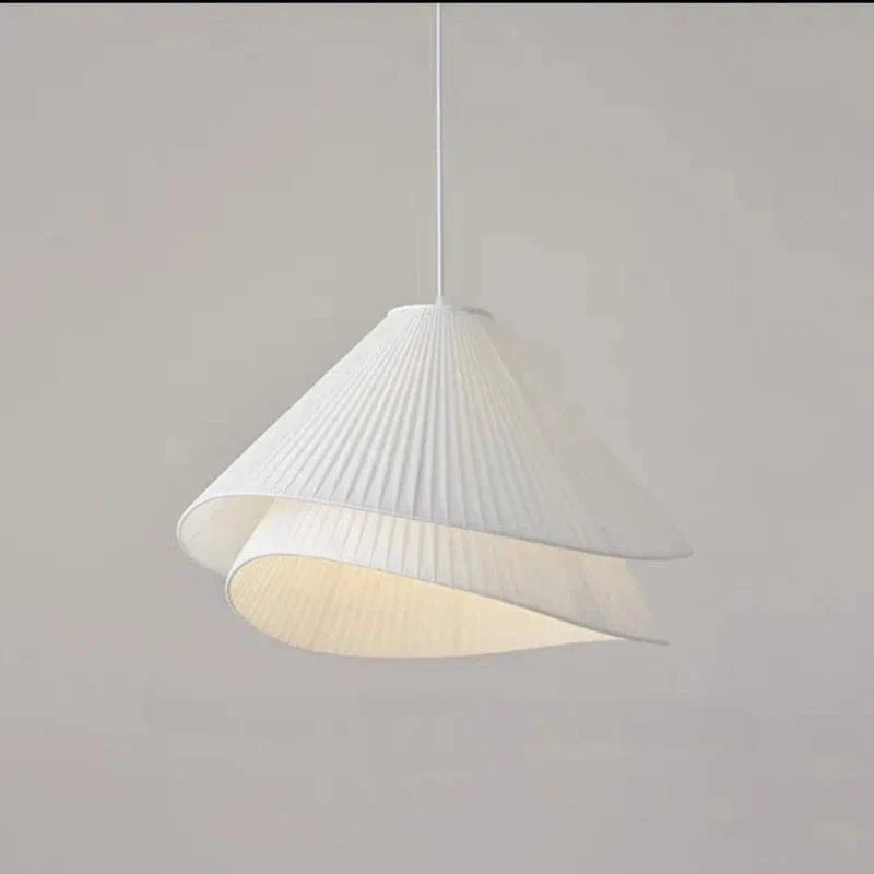 Suspension en tissu médiéval : Un mélange unique de tradition et de modernité | Marco Lucetti