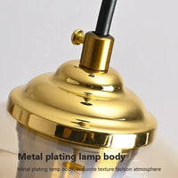 Suspension en verre nordique pour une salle à manger contemporaine | Marco Lucetti